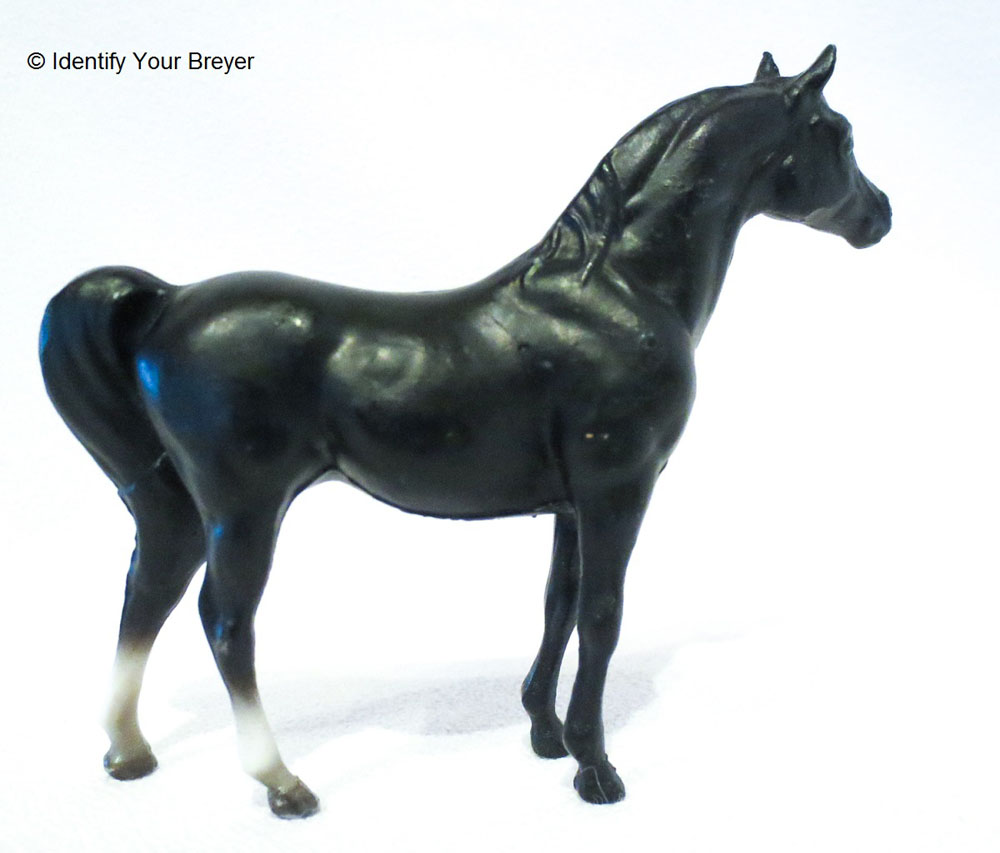 Identify Your Breyer - Arabian Stallion (Stablemates series)